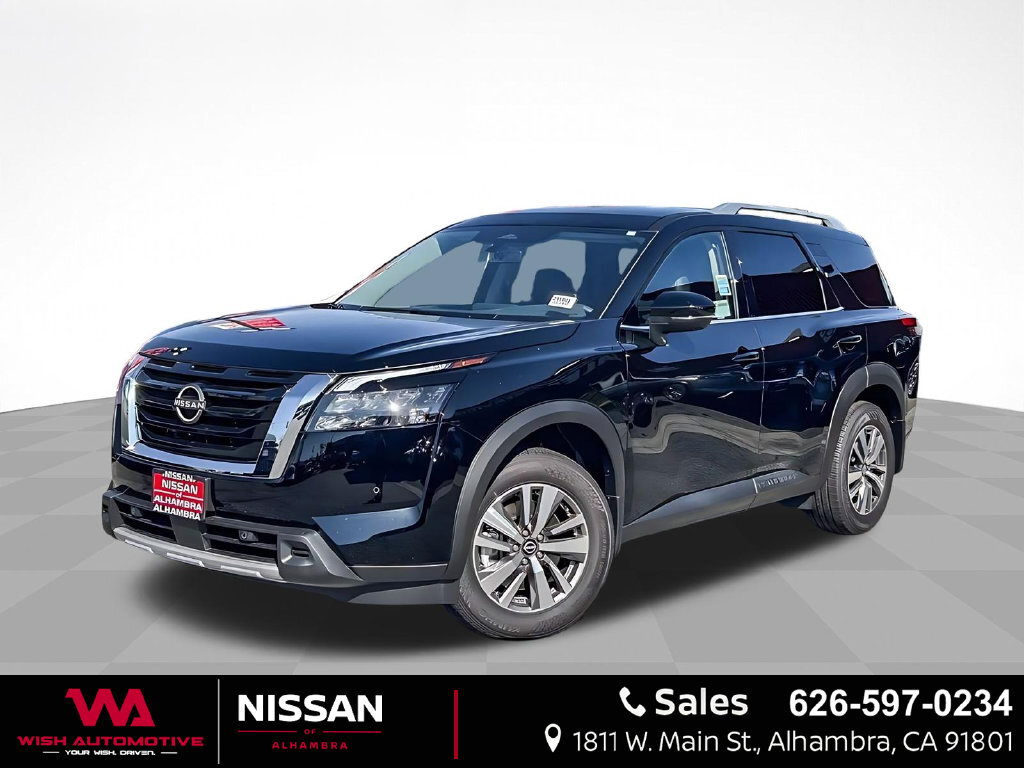 2025 Nissan Pathfinder SL