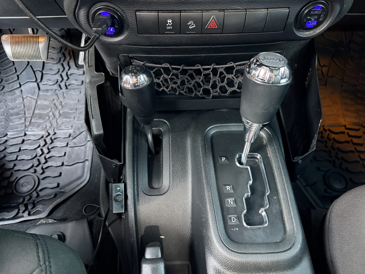 2017 Jeep Wrangler Unlimited Sport - Photo 19
