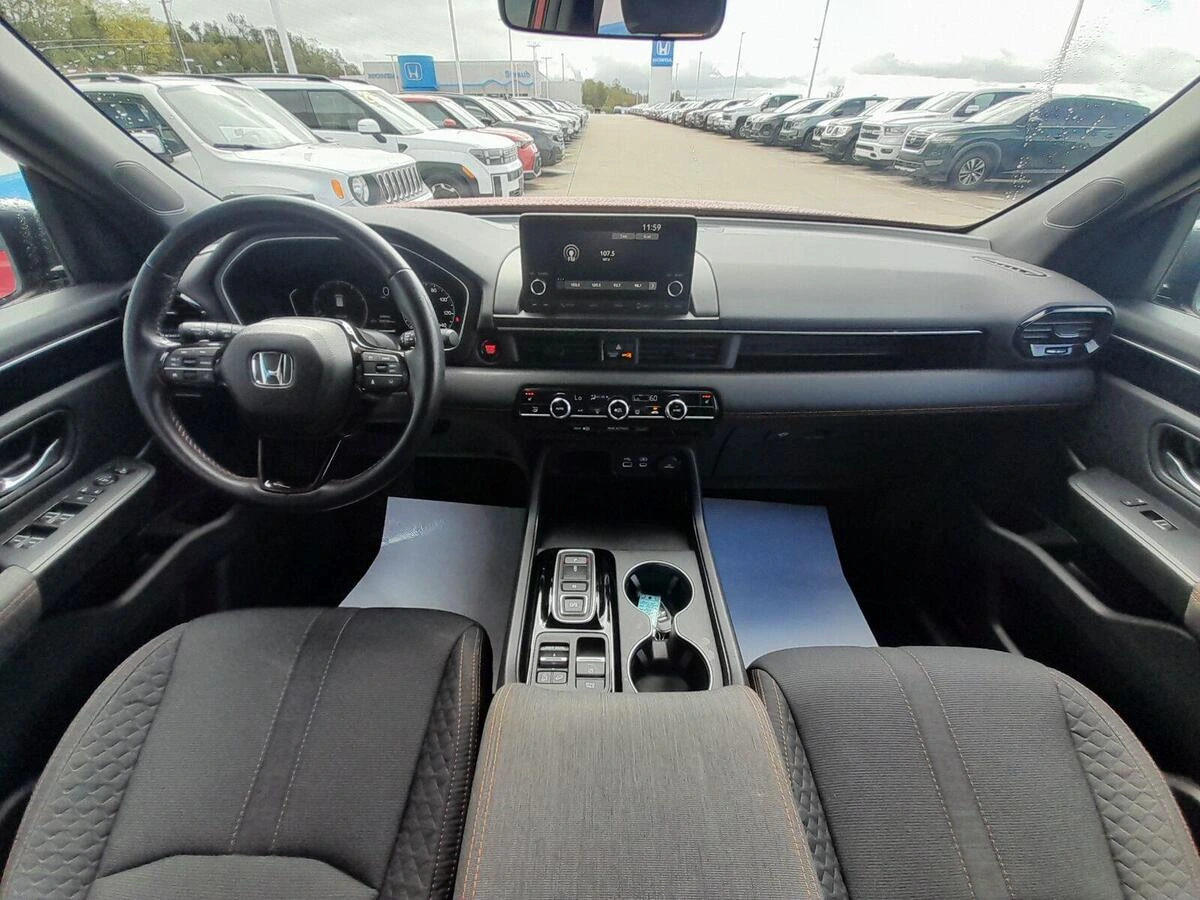 2025 Honda Pilot Sport - Photo 41