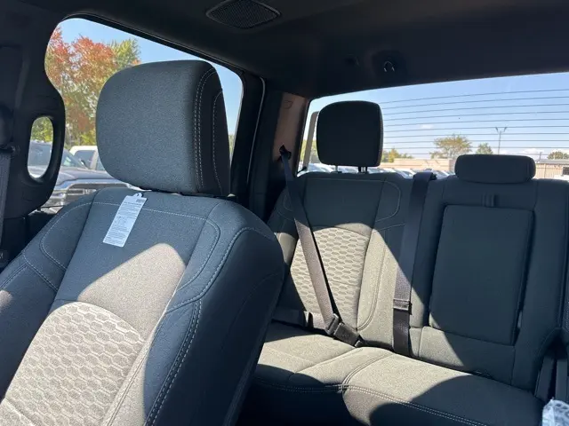 2025 Ram 2500 Big Horn photo 9
