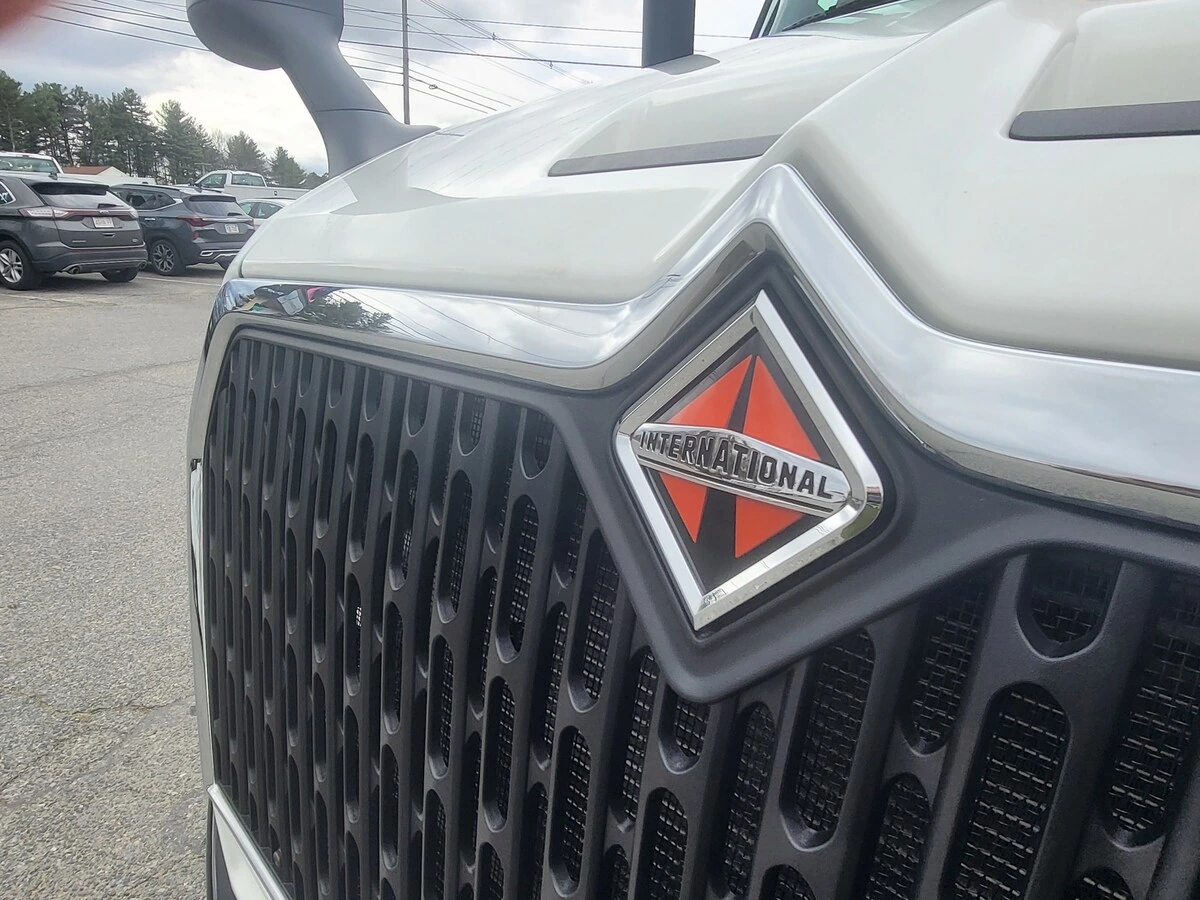 2025 International MV - image 27