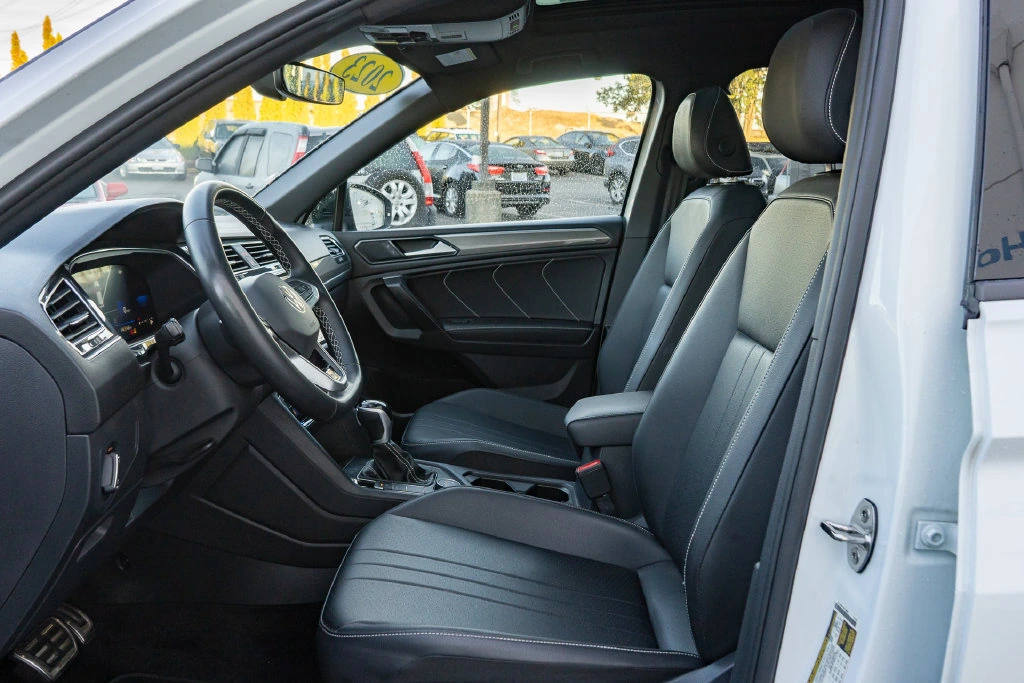 2023 Volkswagen Tiguan SE R-LINE BLACK - Photo 26
