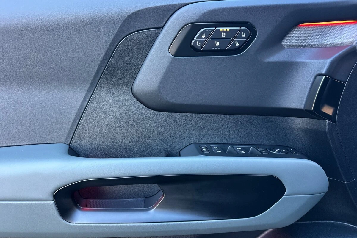 2027 Kia Telluride X-Line SX Prestige - Photo 11