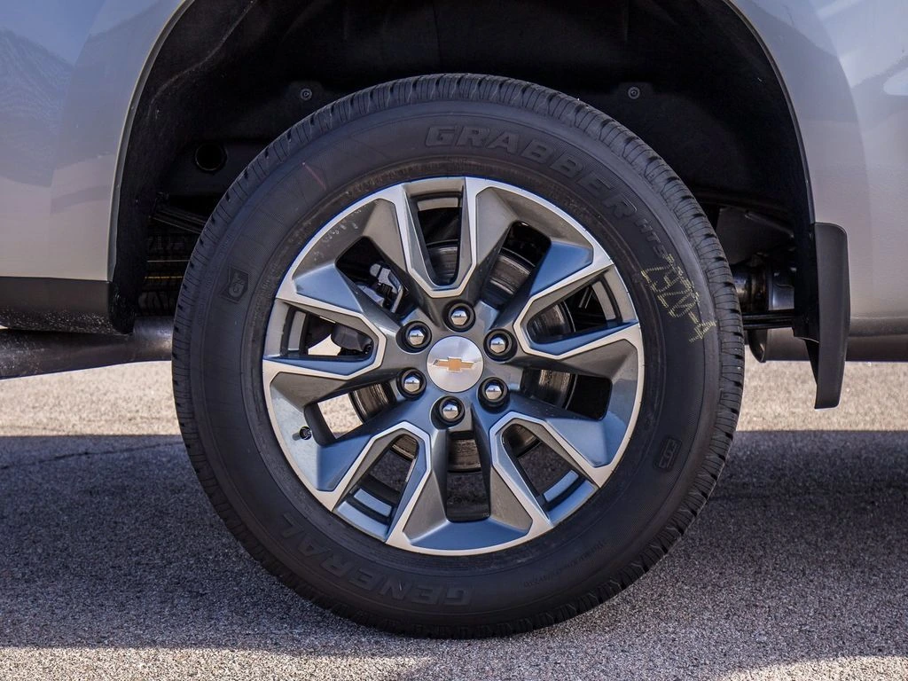 2026 Chevrolet Silverado 1500 LT - Photo 9