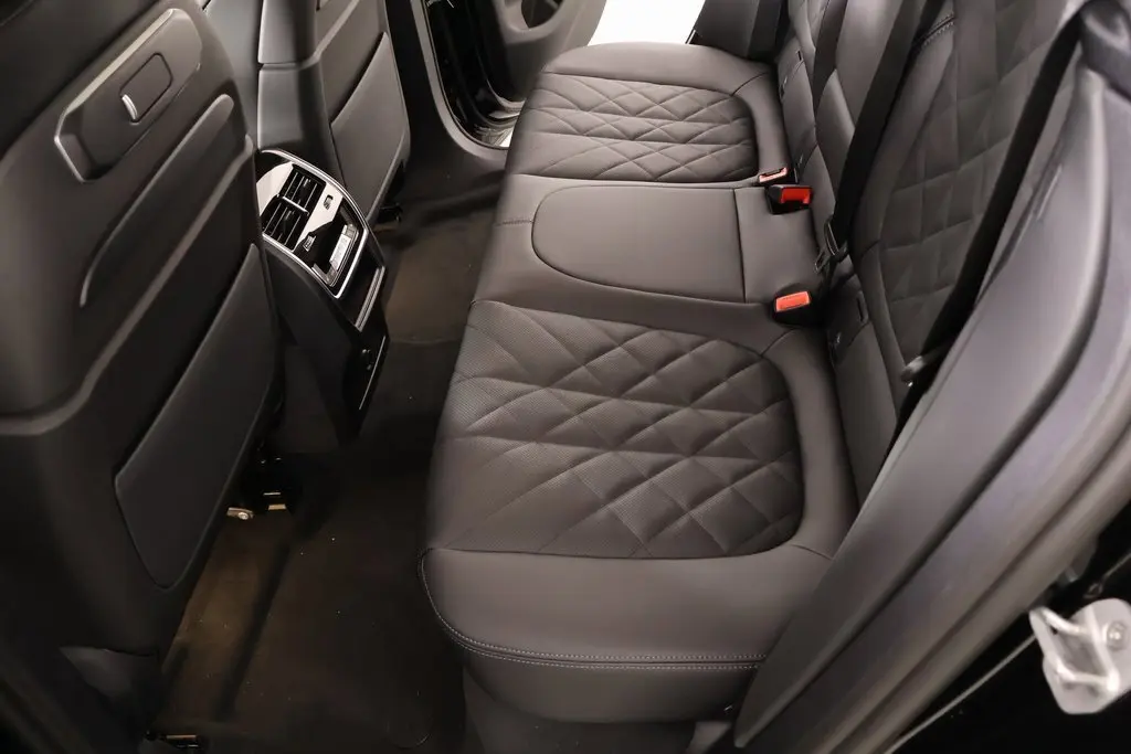 2026 Bmw X6 photo 11