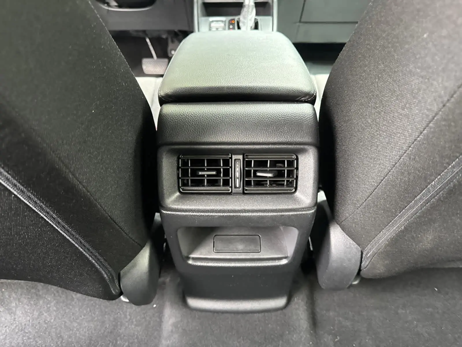 2025 Honda CR-V LX photo 31