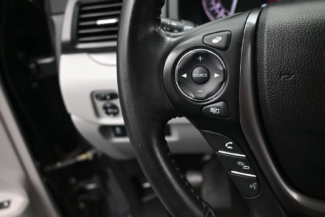 2016 Honda Pilot EX-L - Photo 12