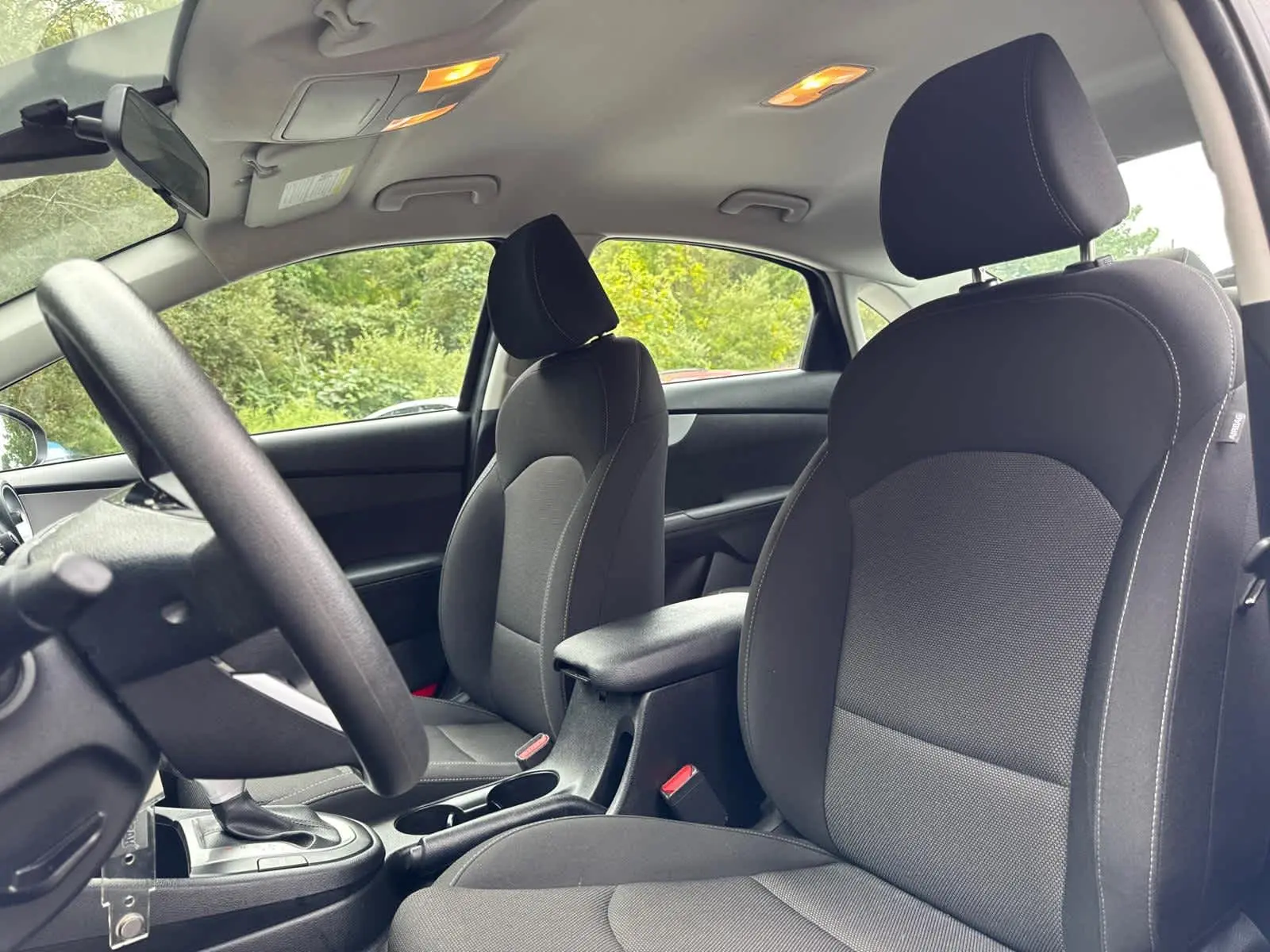 2024 Kia Forte LXS photo 13