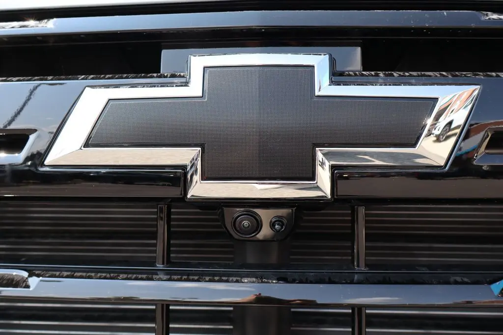 2026 Chevrolet Silverado 3500HD LT photo 7