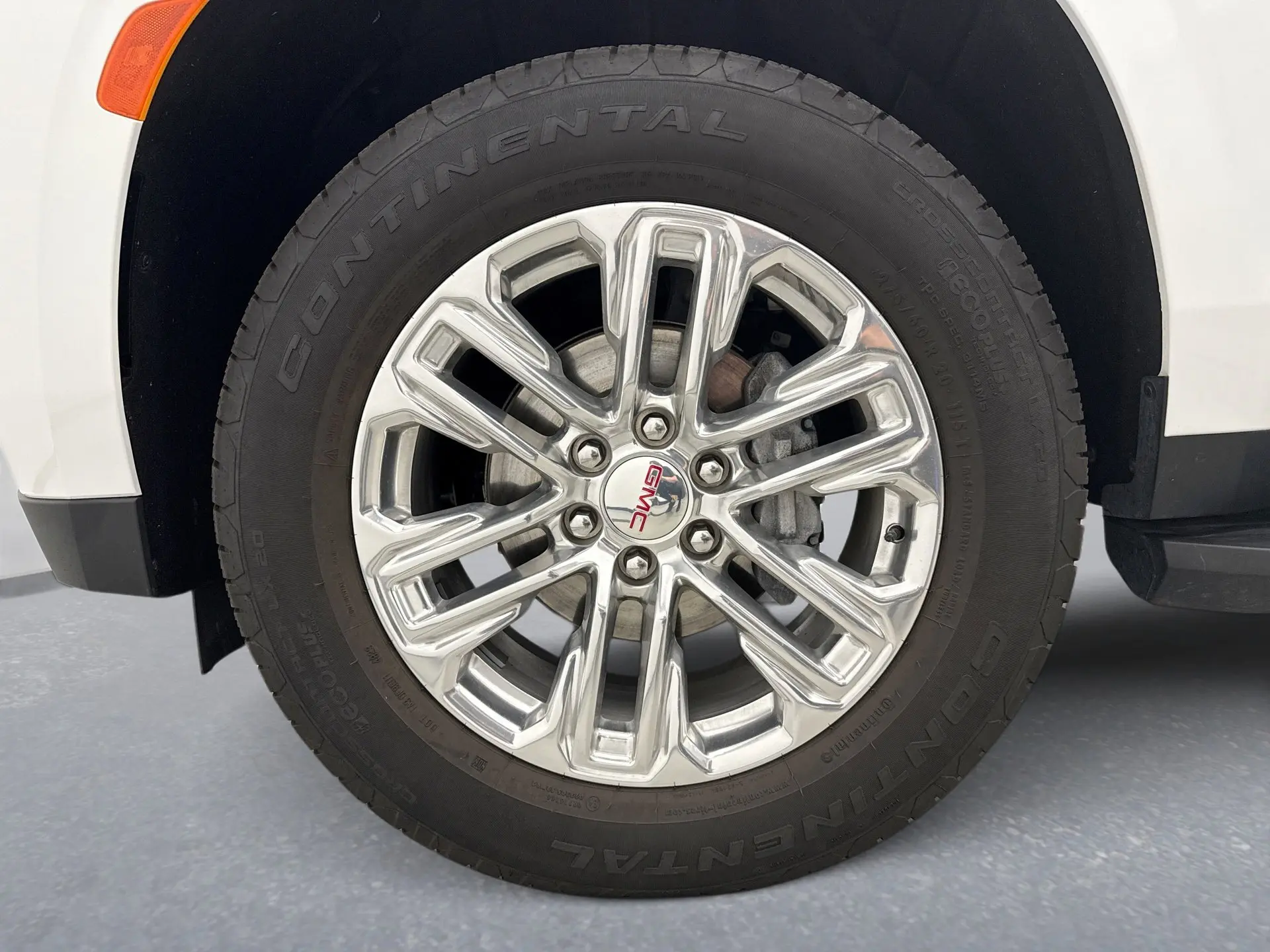 2024 Gmc Yukon SLT photo 25