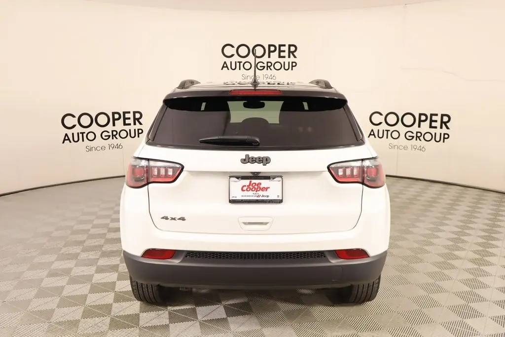 2024 Jeep Compass Latitude photo 19