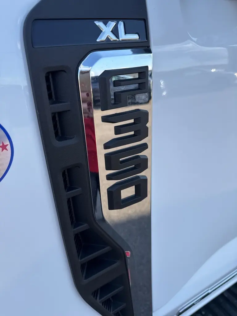 2026 Ford F-350 photo 10