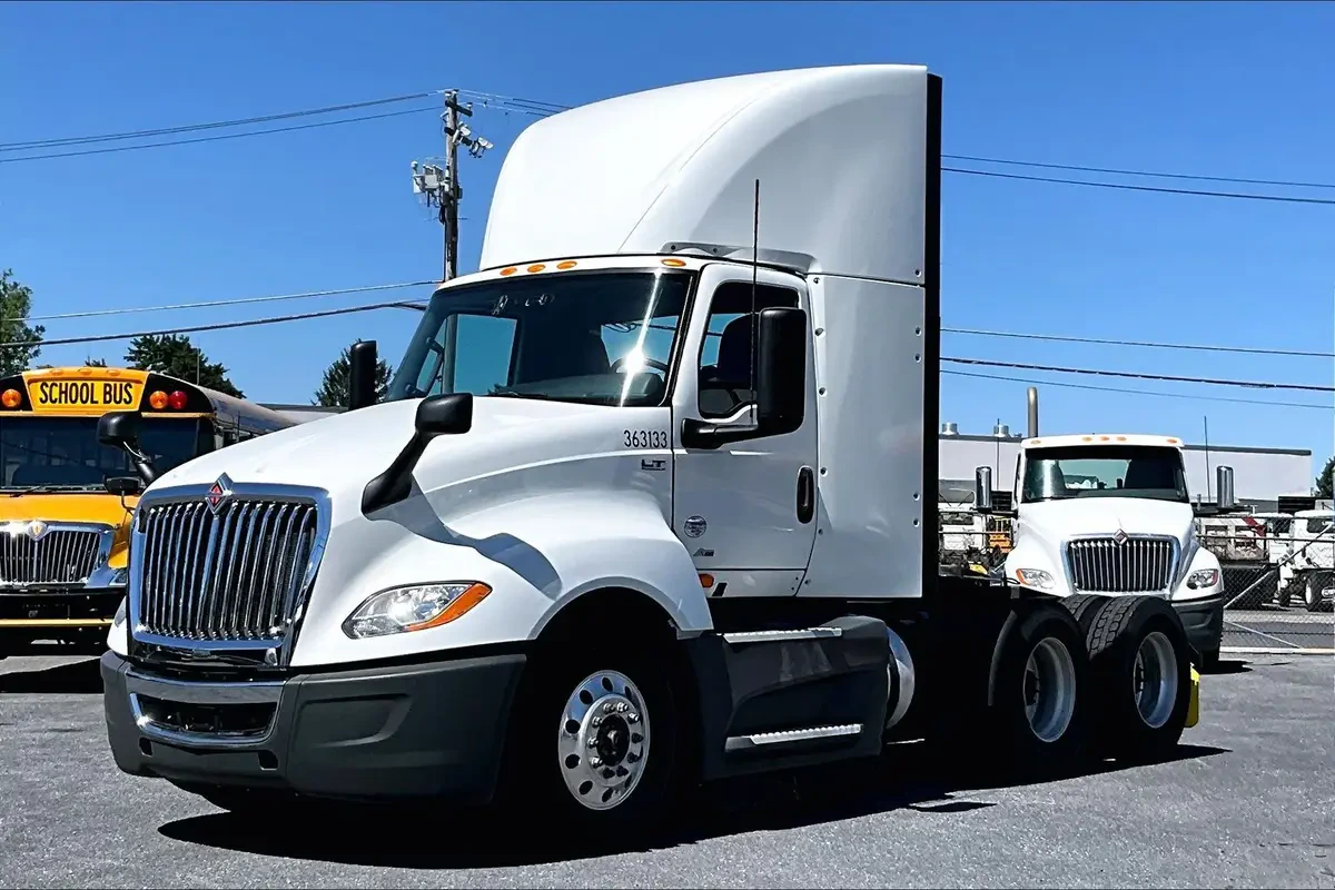 2021 International LT in Allentown, PA — photo 2