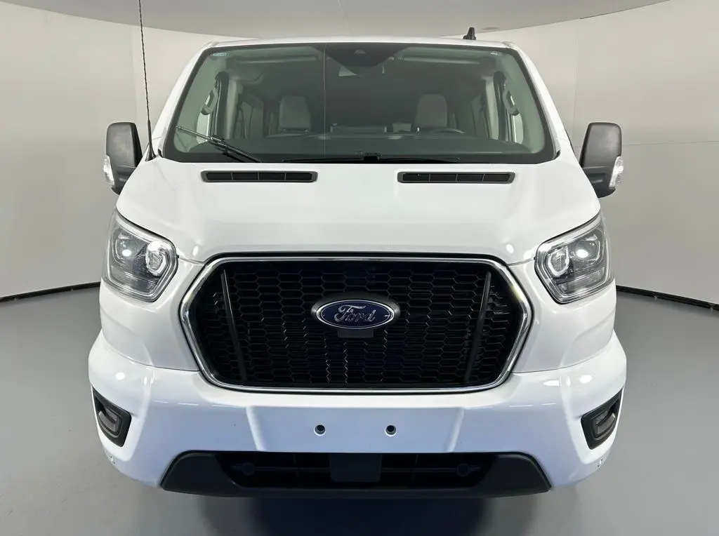 2023 Ford Transit photo 2