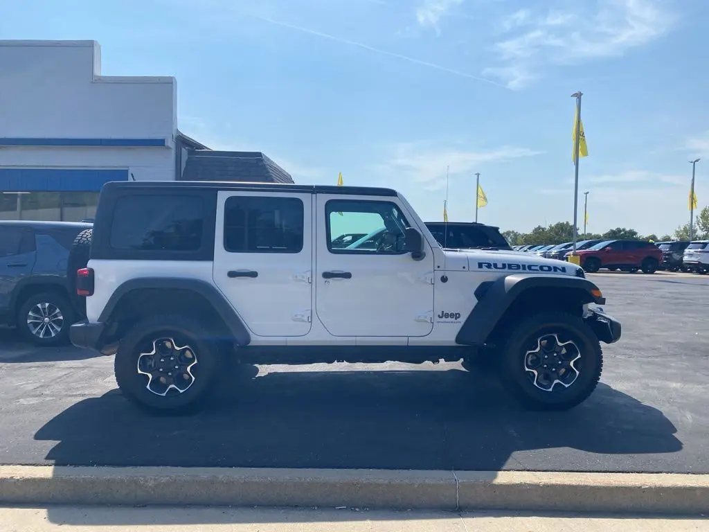 2023 Jeep Wrangler Rubicon 4xe photo 3