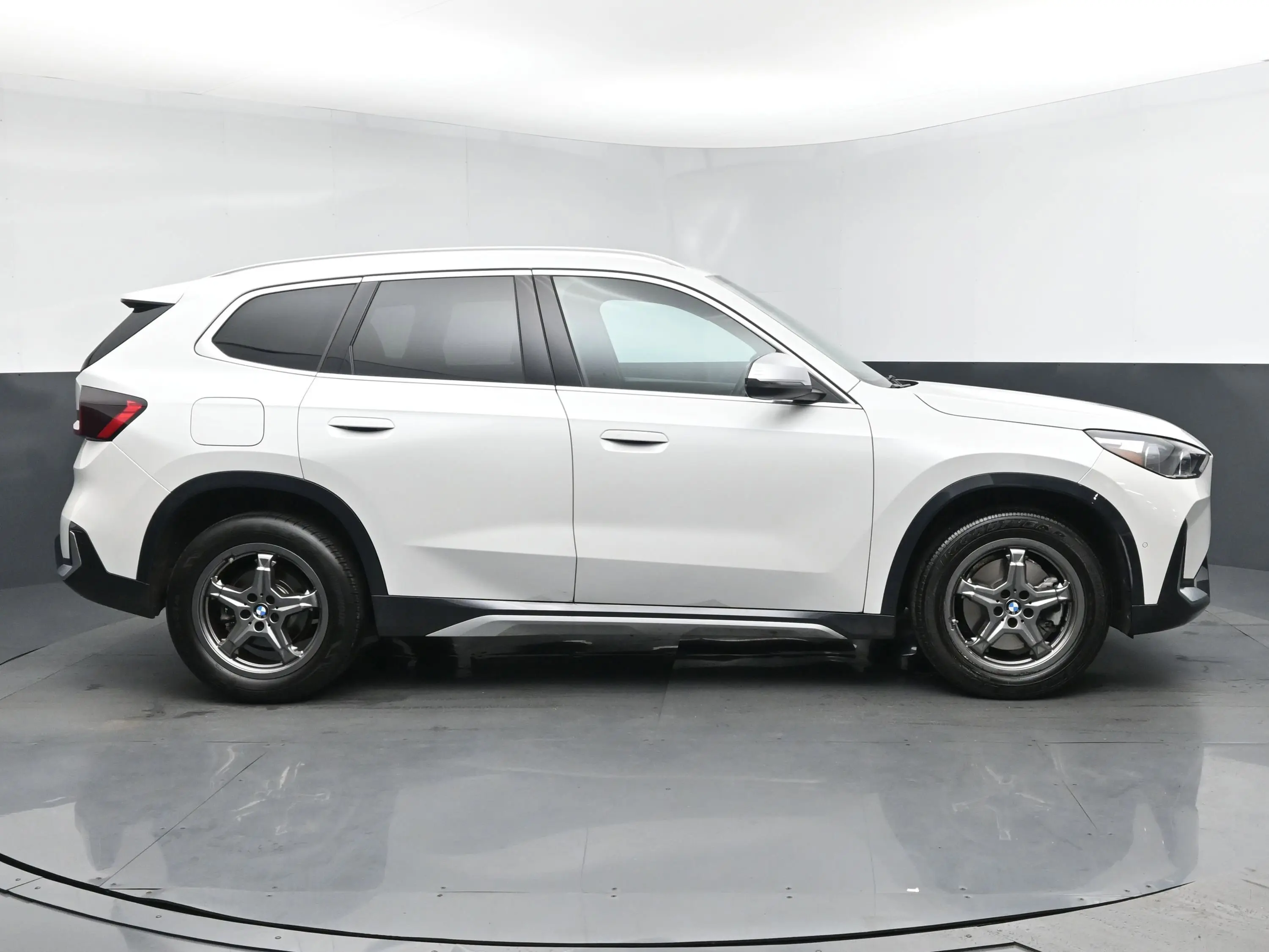 2024 Bmw X1 XDrive28i photo 3
