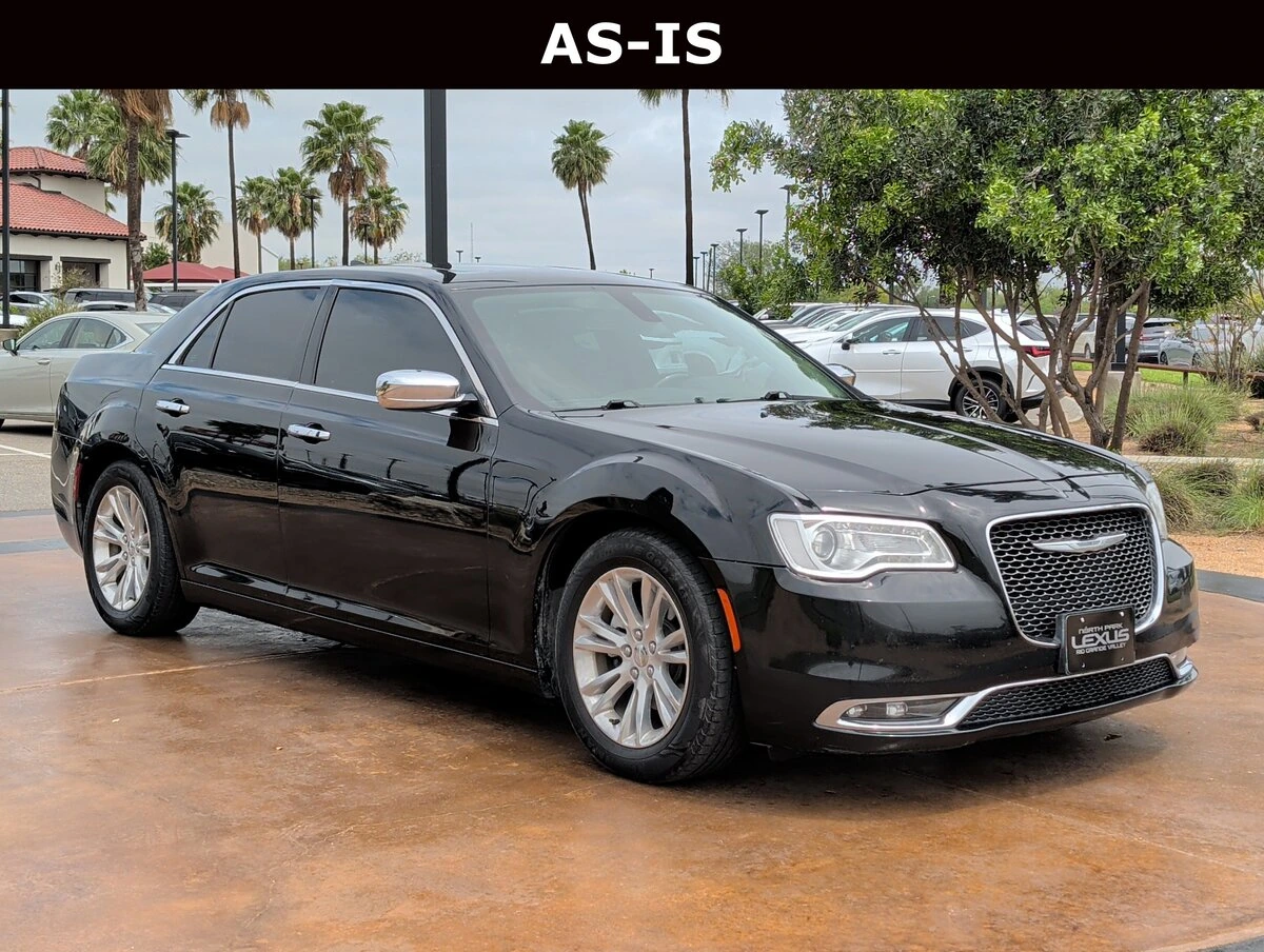 2017 Chrysler 300 C
