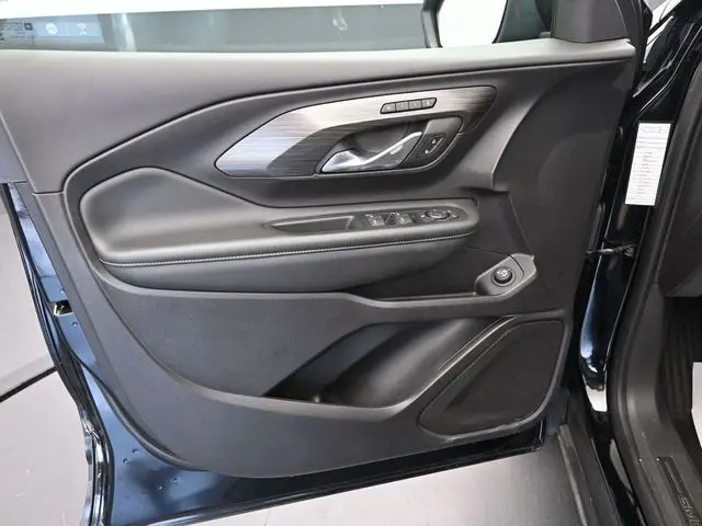 2024 Gmc Terrain SLT photo 10