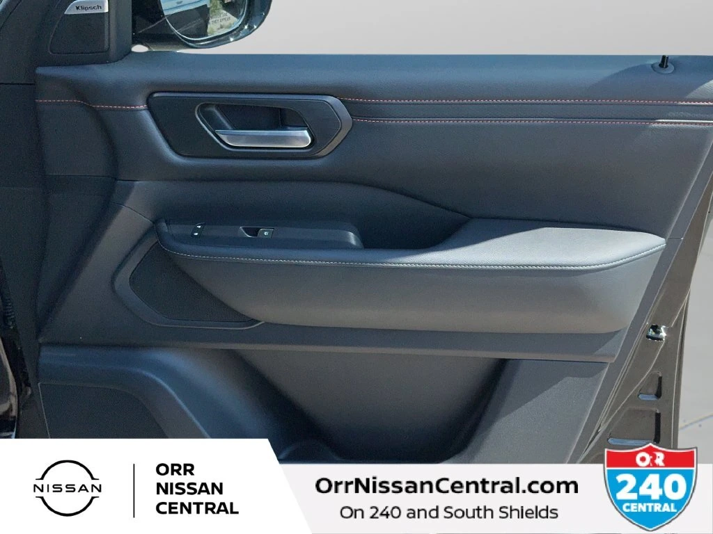 2026 Nissan Armada PRO-4X - Photo 10
