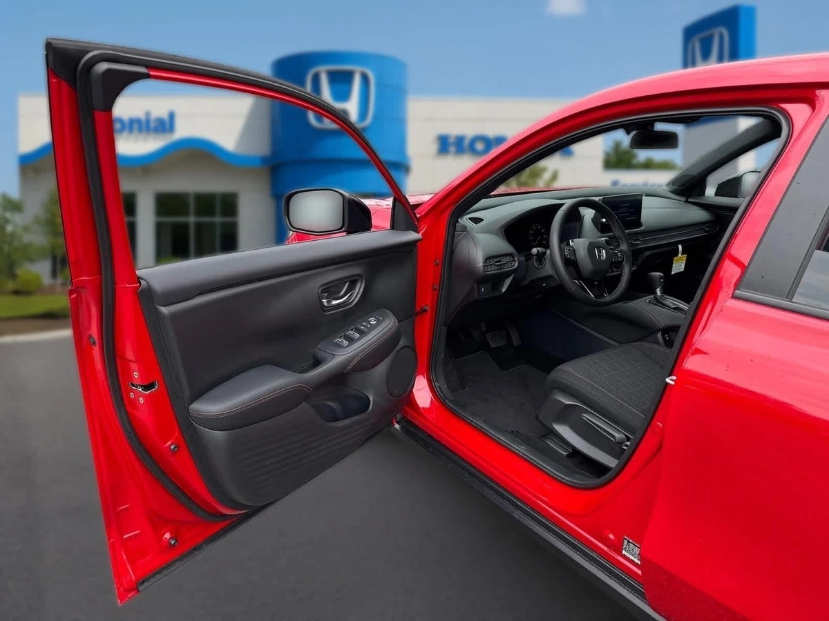 2026 Honda HR-V Sport - Photo 12
