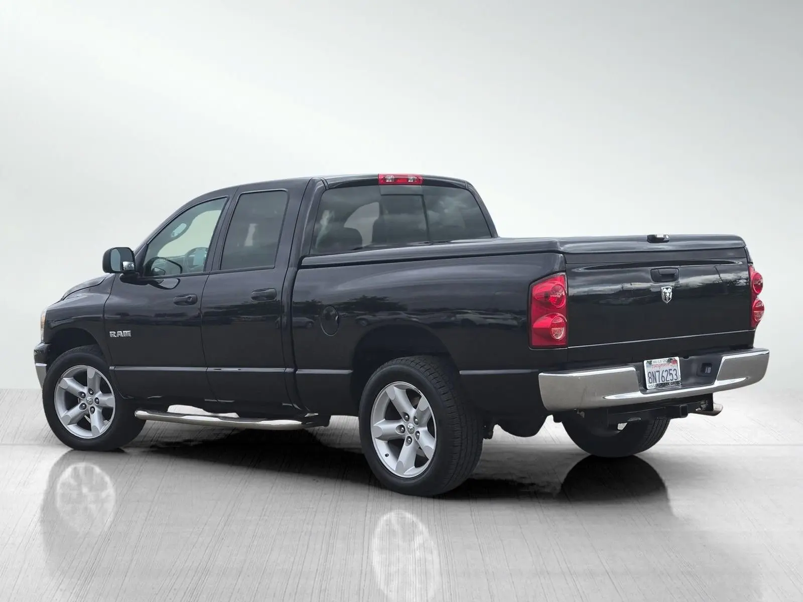 2008 Dodge Ram SLT photo 7