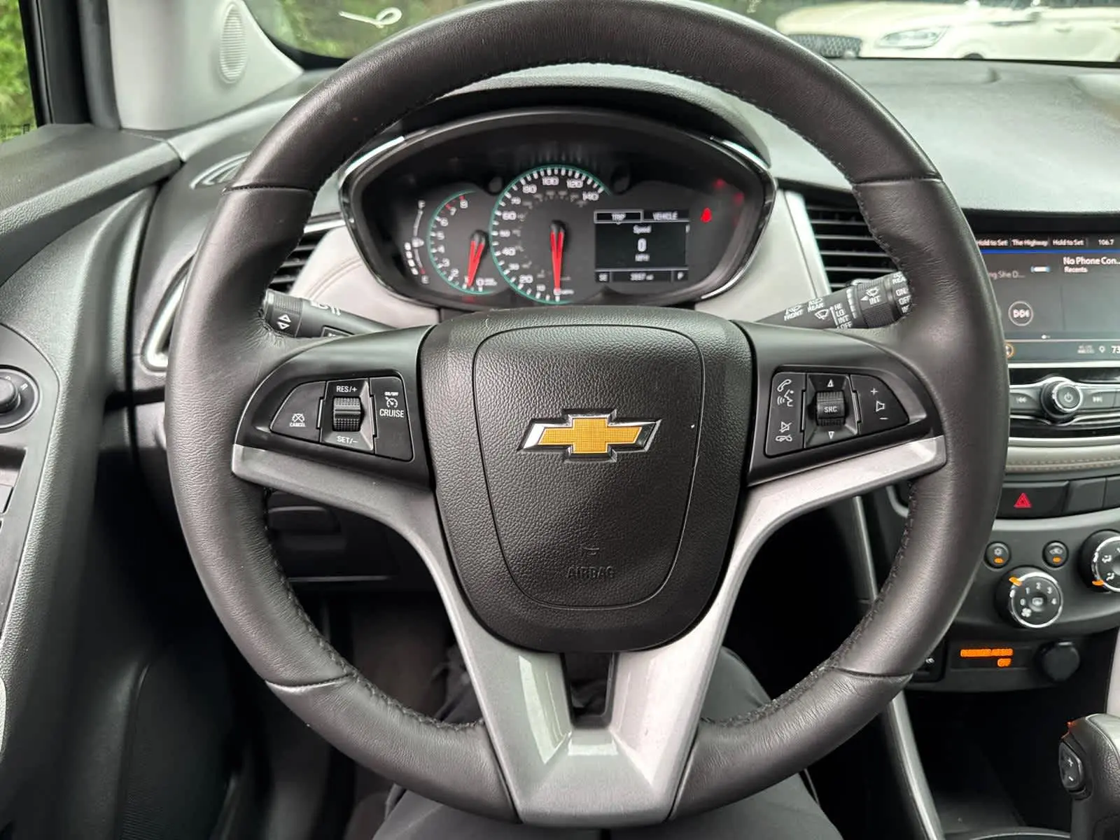 2022 Chevrolet Trax LT photo 16