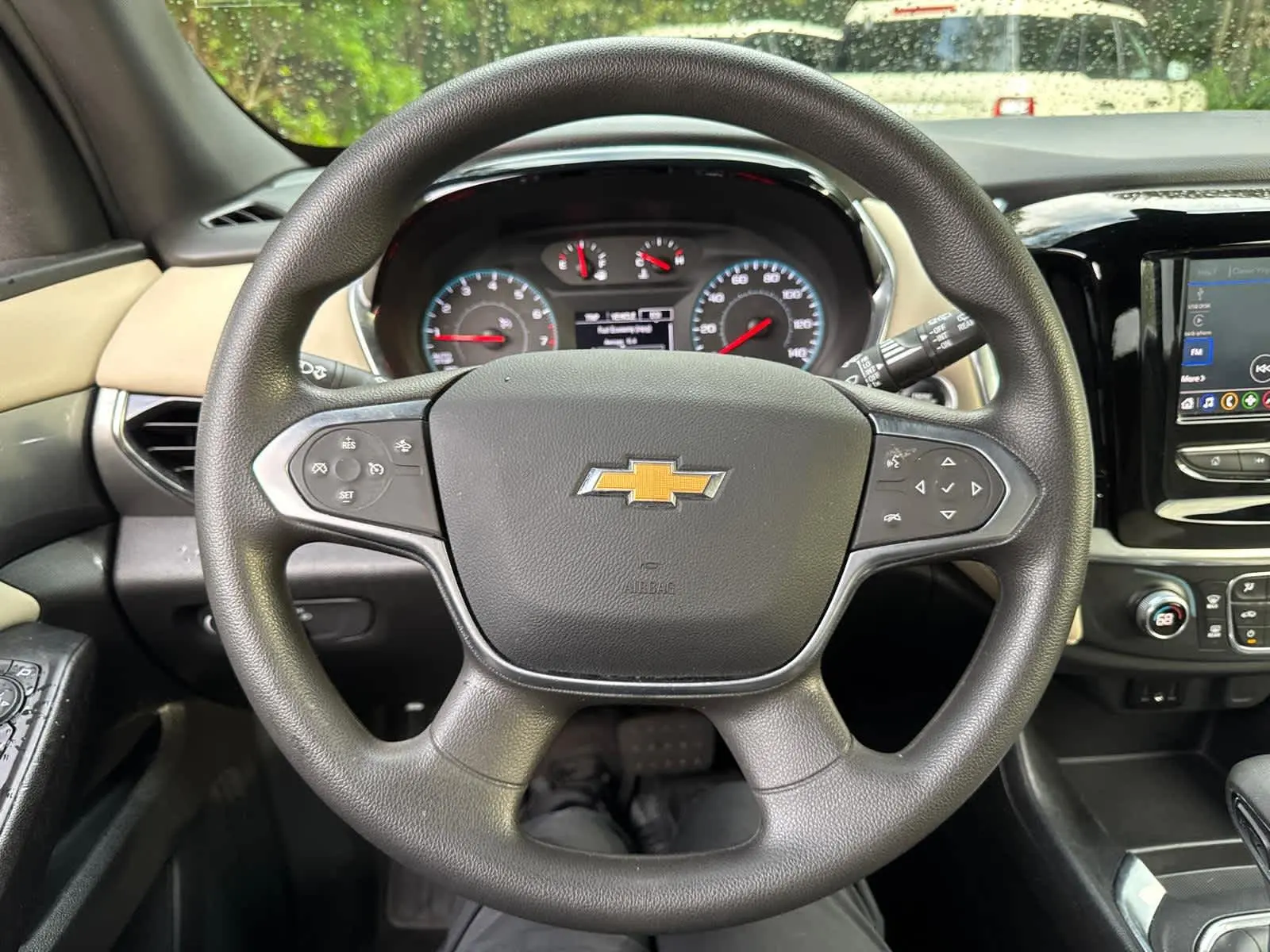 2023 Chevrolet Traverse LS photo 11