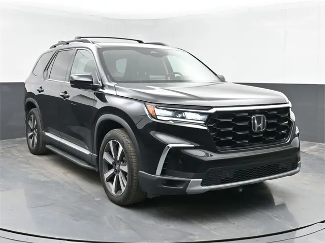 2023 Honda Pilot Elite photo 2