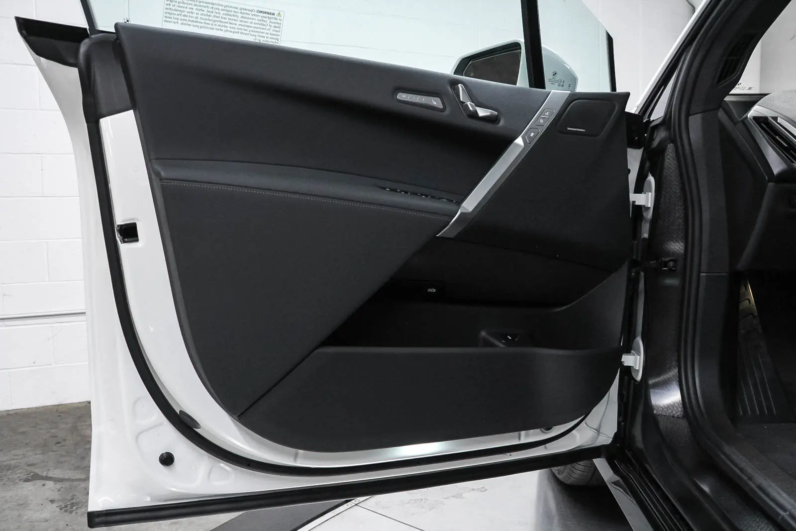 2026 Bmw iX photo 19