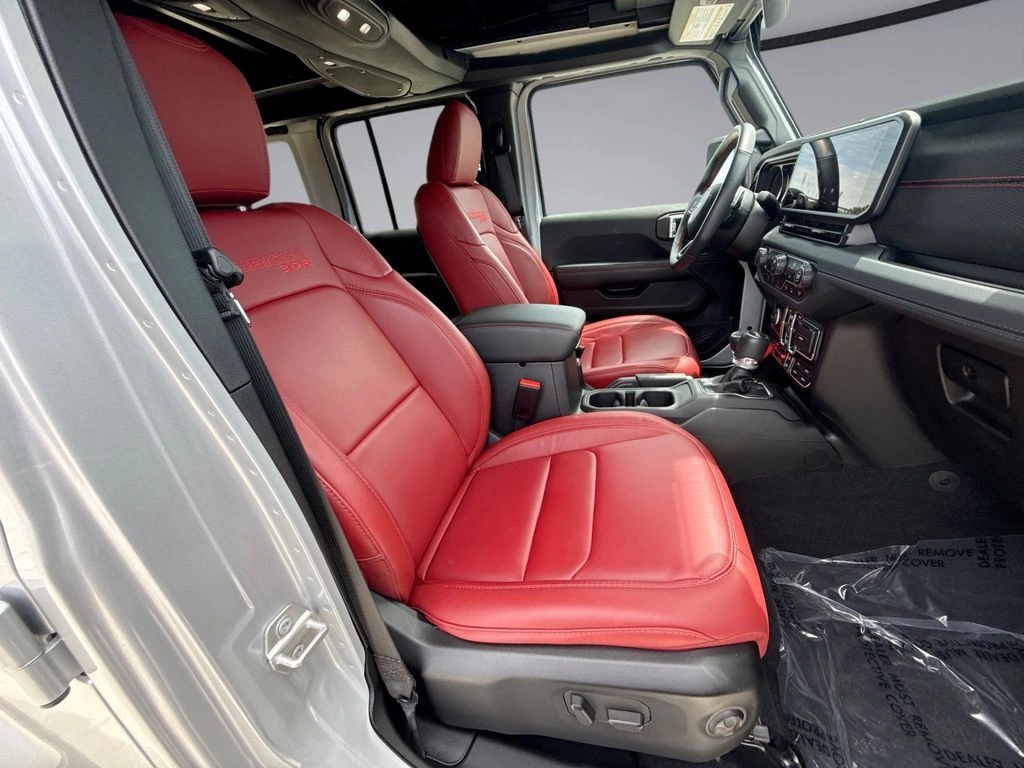 2024 Jeep Wrangler 4-Door Rubicon 392 - Photo 16