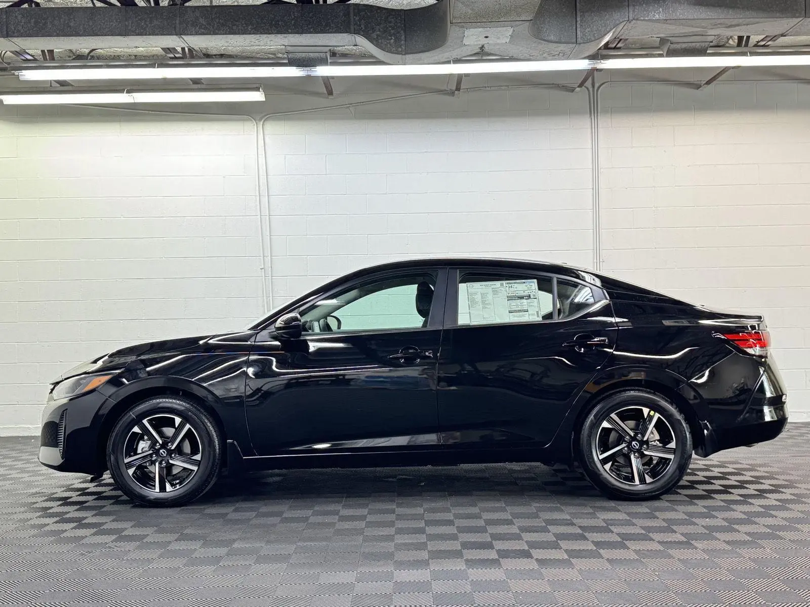 2025 Nissan Sentra SV photo 3