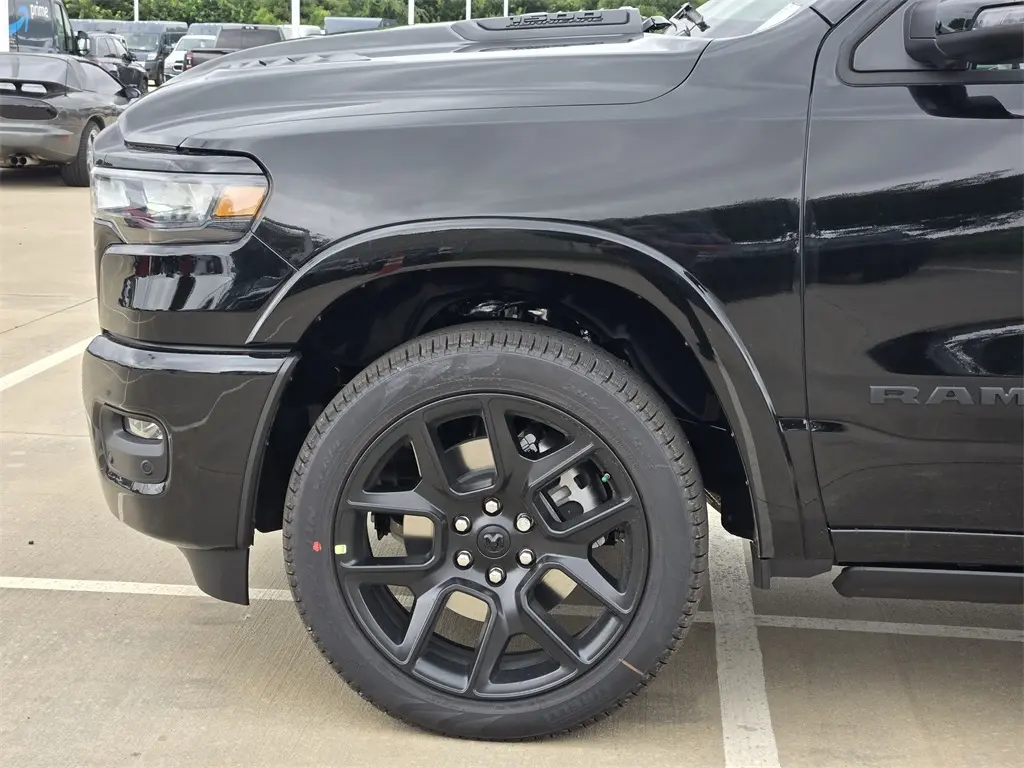 2026 Ram 1500 Laramie photo 5