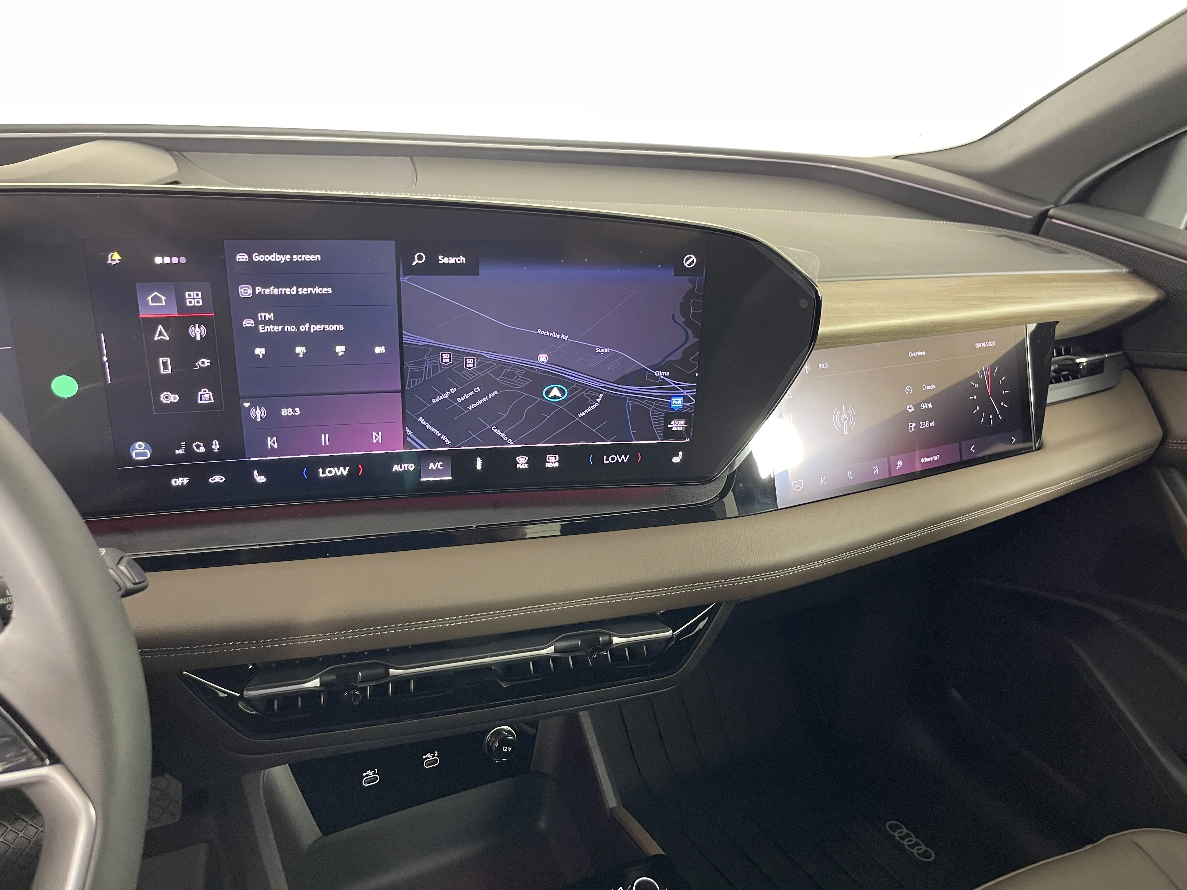 2025 Audi Q6 E-tron Prestige photo 23