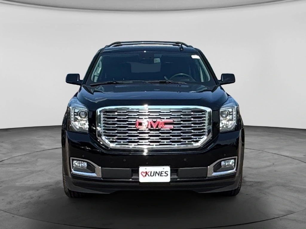 Used 2020 GMC Yukon Denali with VIN 1GKS2CKJ4LR140678 for sale in Hastings, Minnesota