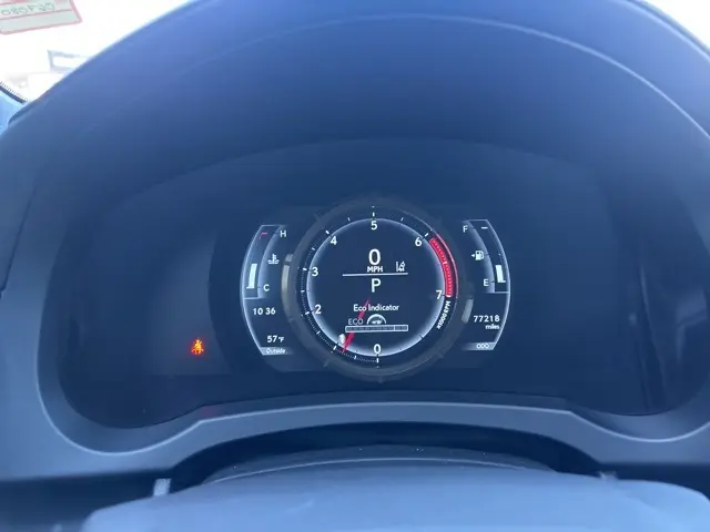 2018 Lexus IS 300 photo 22