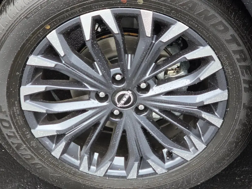 2026 Nissan Rogue Platinum photo 21