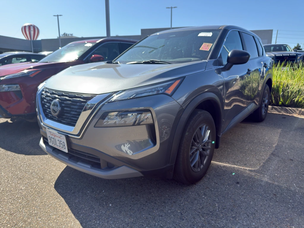 2023 Nissan Rogue S FWD's photo