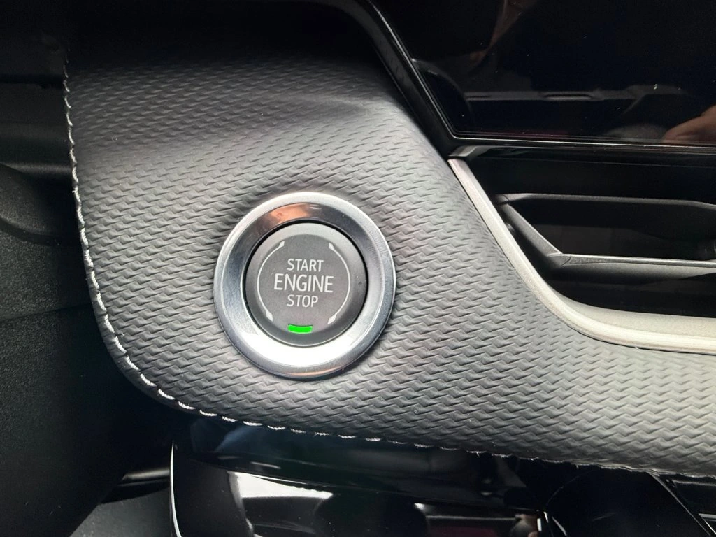 2027 Chevrolet Equinox LT - Photo 32