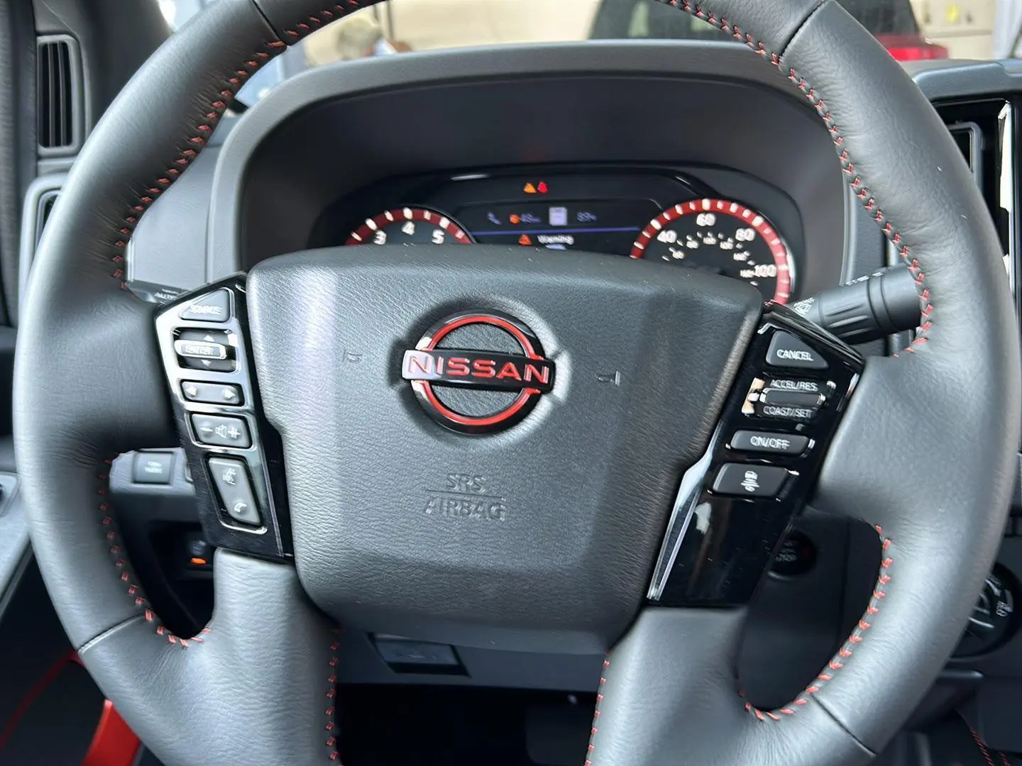 2026 Nissan Frontier PRO-4X photo 27