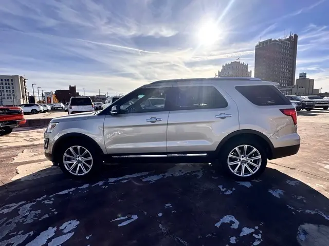 2017 Ford Explorer Limited photo 3