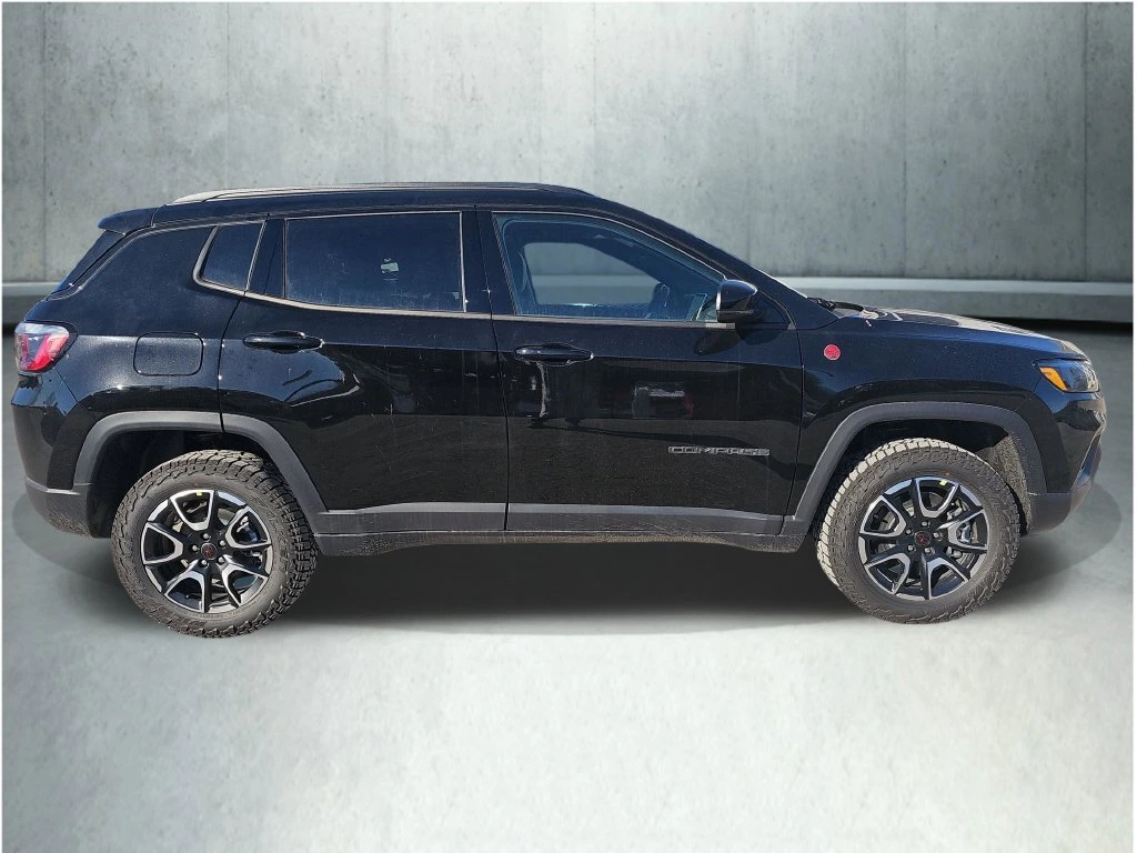 2026 Jeep Compass Trailhawk - Photo 33