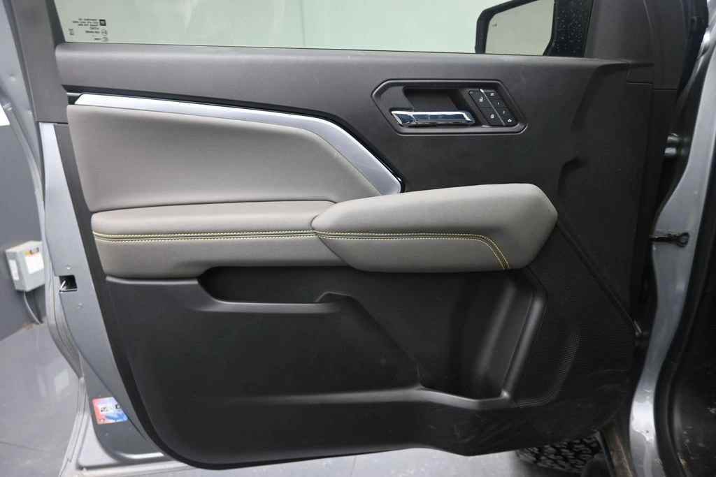 2024 Chevrolet Colorado ZR2 - Photo 12