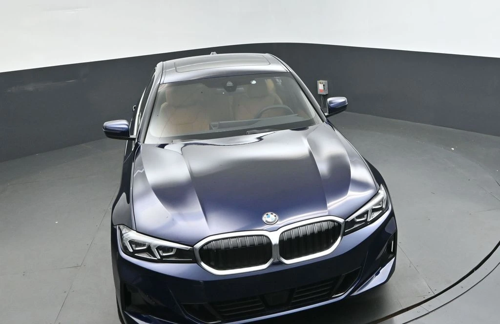 2026 BMW 3 Series 330i - Photo 37