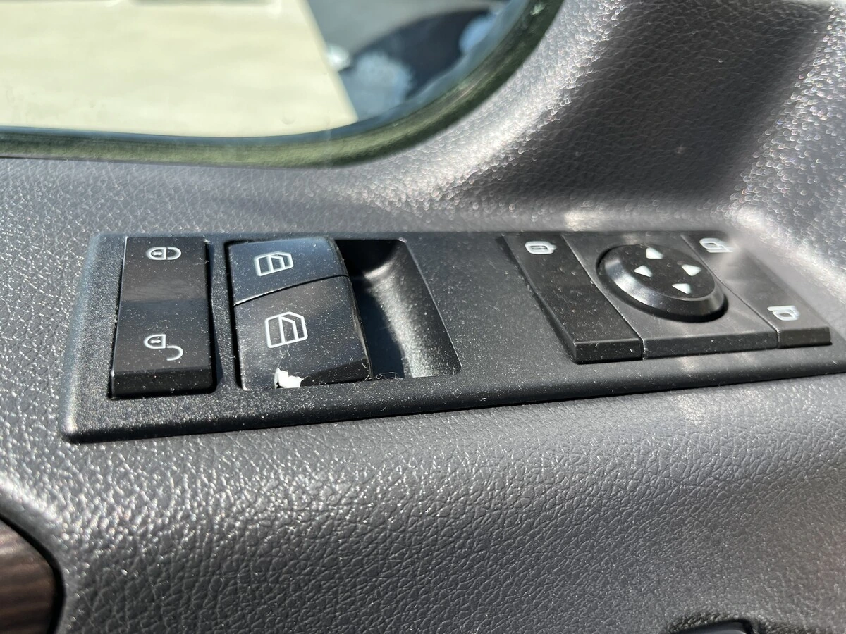 2021 Freightliner Cascadia - image 27