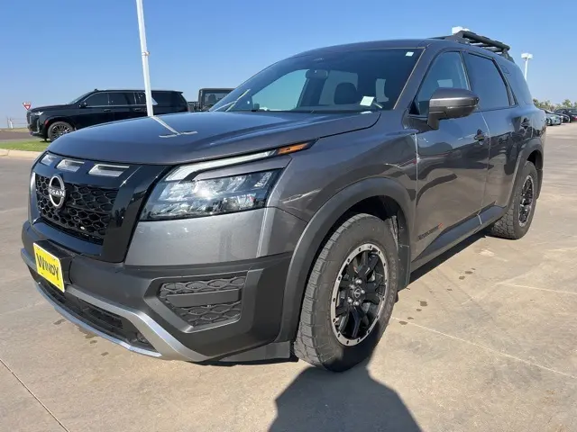 2024 Nissan Pathfinder Rock Creek photo 2