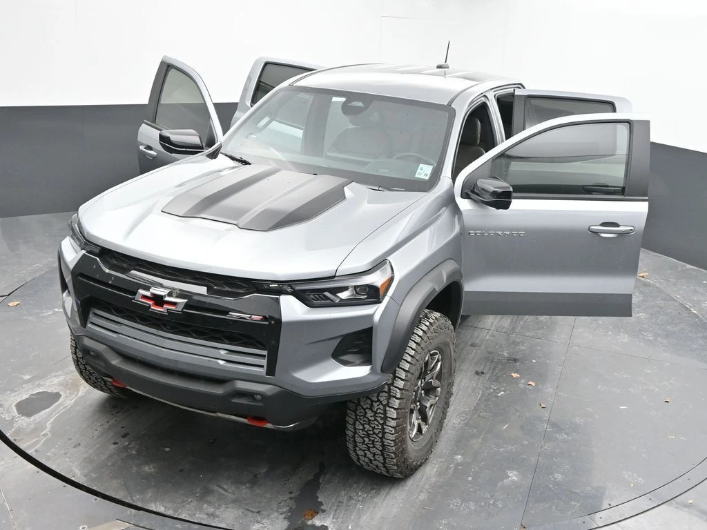 2024 Chevrolet Colorado ZR2 - Photo 52