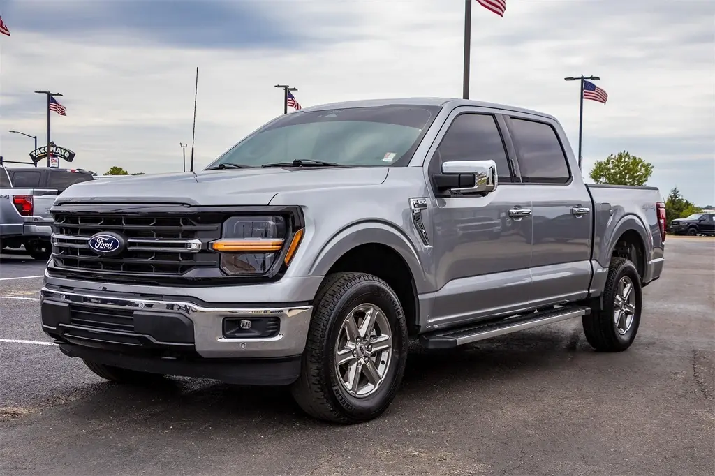 2024 Ford F-150 XLT photo 4