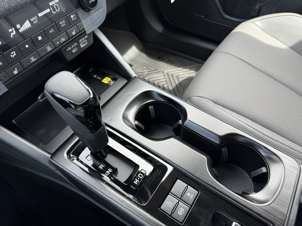 2026 Subaru Outback Limited - Photo 24