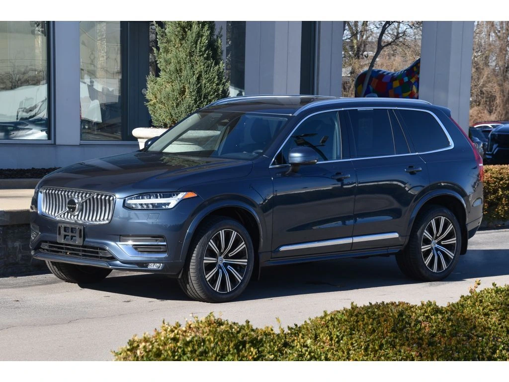 2023 Volvo - image 7