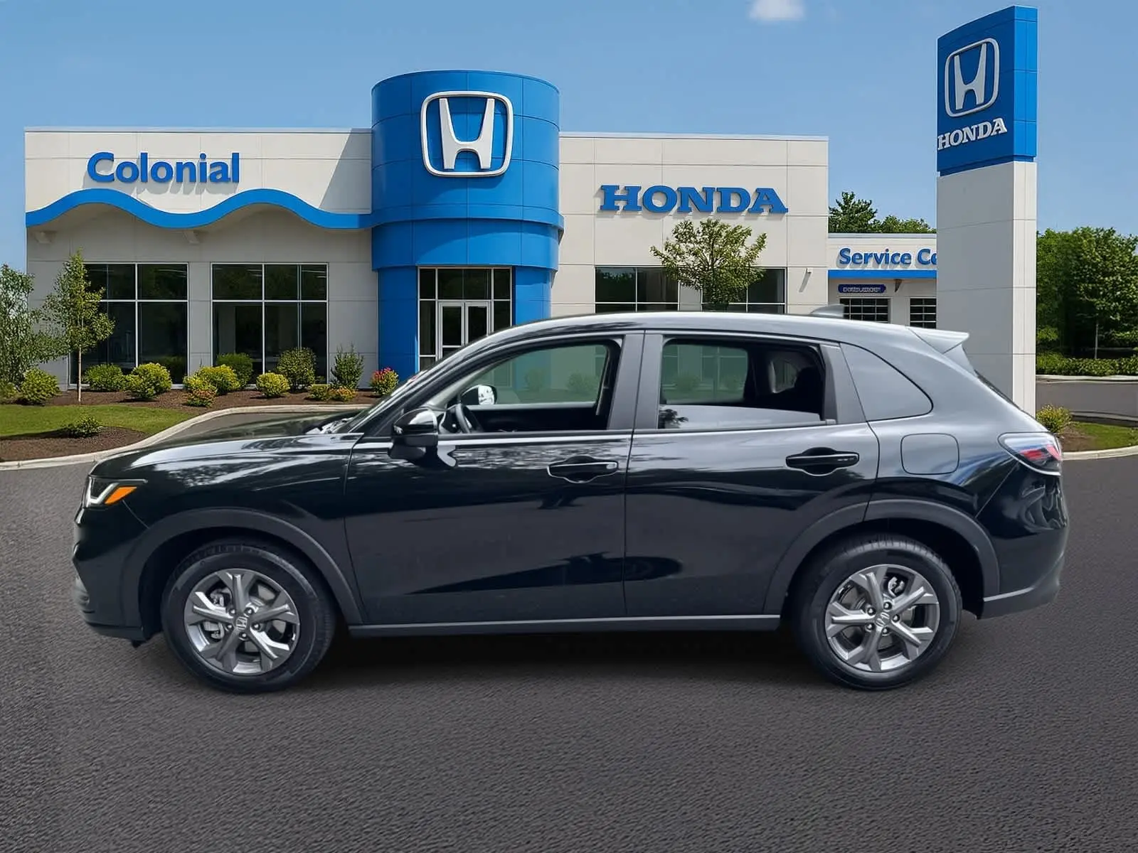 2026 Honda HR-V LX photo 2